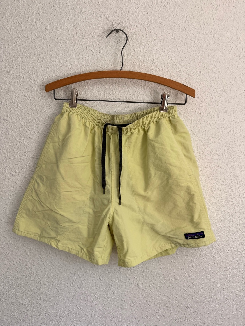 Patagonia baggies yellow and gray lined shorts trunks men’s S
